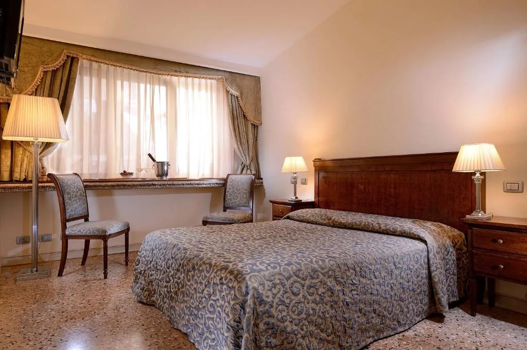 Camera Matrimoniale Classic — Hotel Dell’Opera