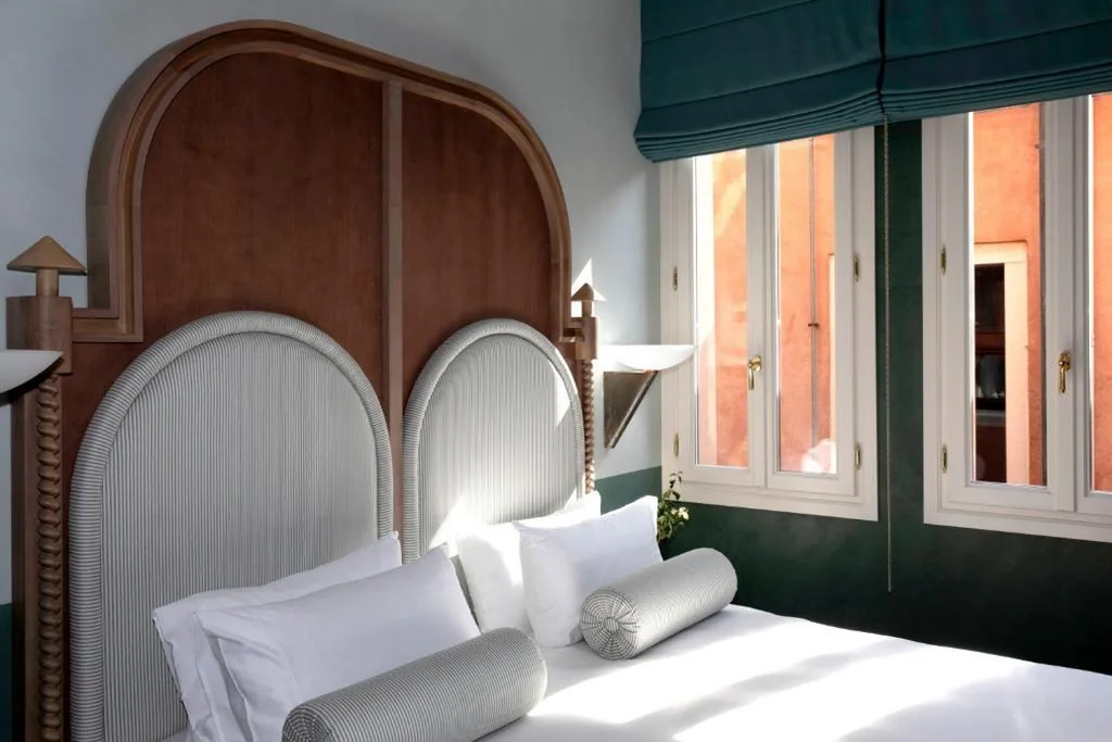 Classic Double Room — Il Palazzo Experimental