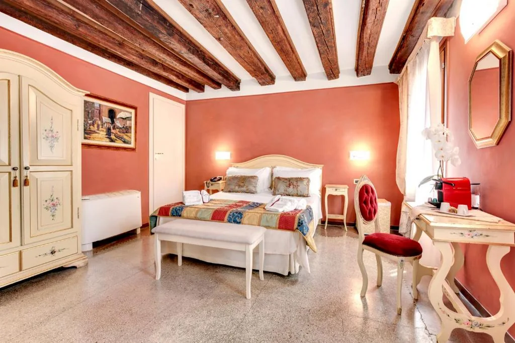 Comfort Double Room — Ca’ Riza