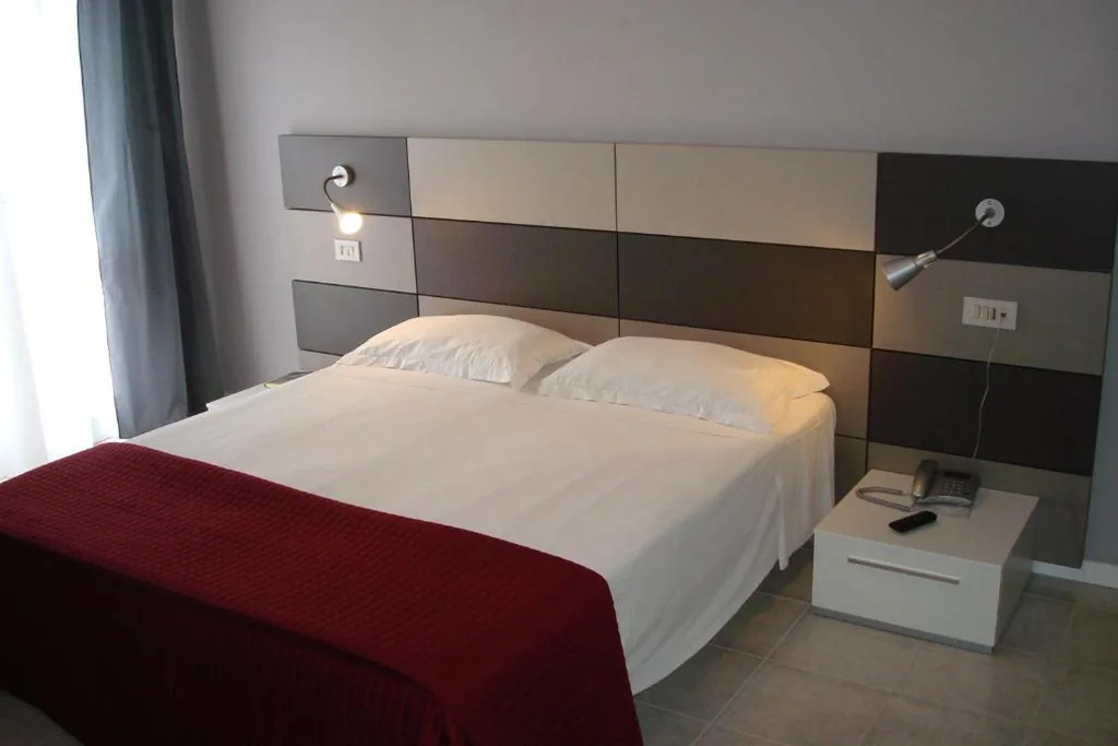 Camera Matrimoniale Comfort — Hotel Gardenia