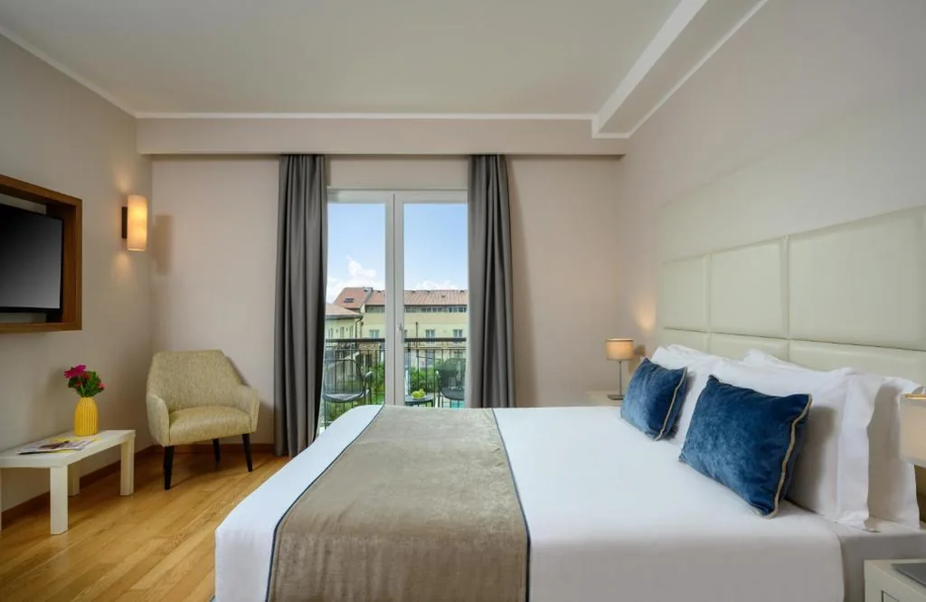 Camera Matrimoniale Comfort — Leonardo Hotel Lago di Garda – Wellness and Spa