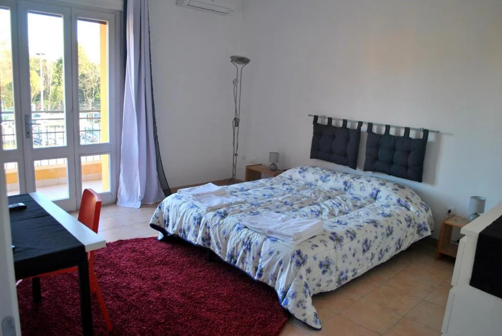 Double Room with Shared Bathroom — Agli Ospedali