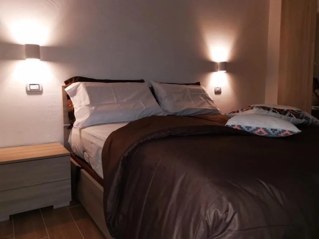 Camera Matrimoniale con Bagno in Comune — B&B Belli Dentro