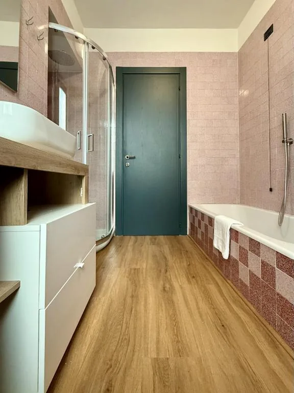Double Room with Shared Bathroom — Nice Solution