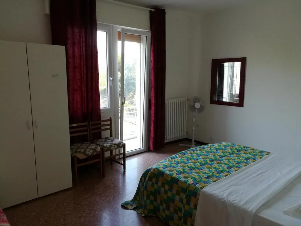Camera Matrimoniale con Bagno in Comune — Stay Venice Guesthouse