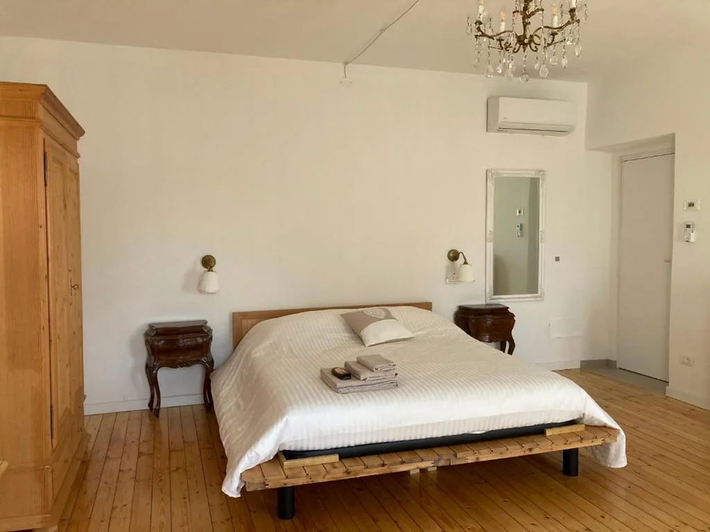 Double Room with Private Bathroom — Casale Luel