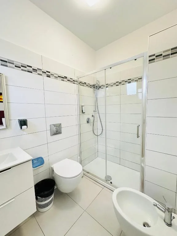 Double Room with Private Bathroom — Dream Hub