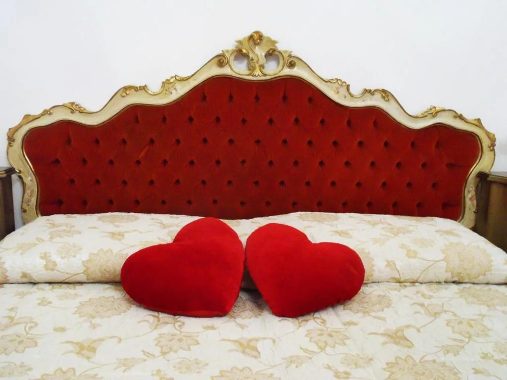 Double Room with External Private Bathroom — Art&Coffee