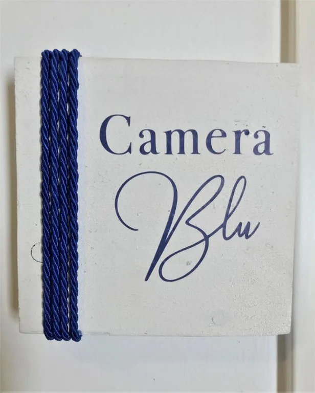Camera Matrimoniale con Bagno Privato Esterno — Corte Colori