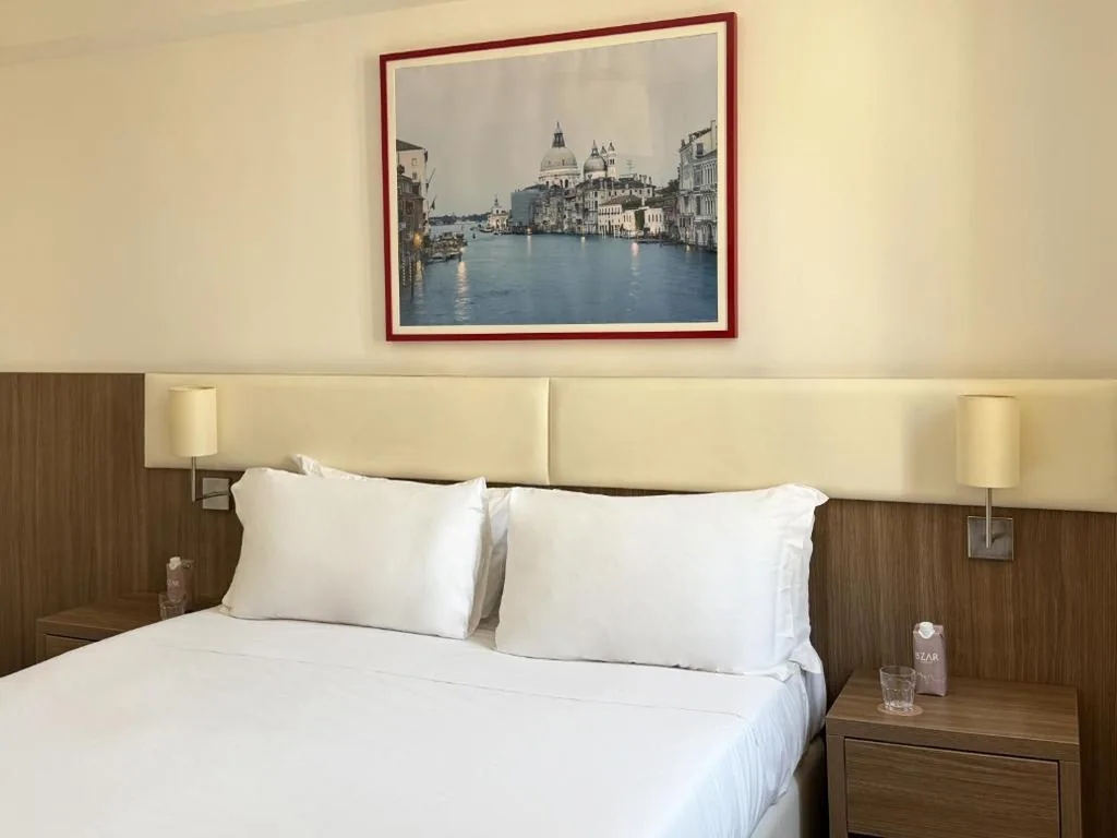 Double Room with External Private Bathroom — Hotel Il Moro di Venezia