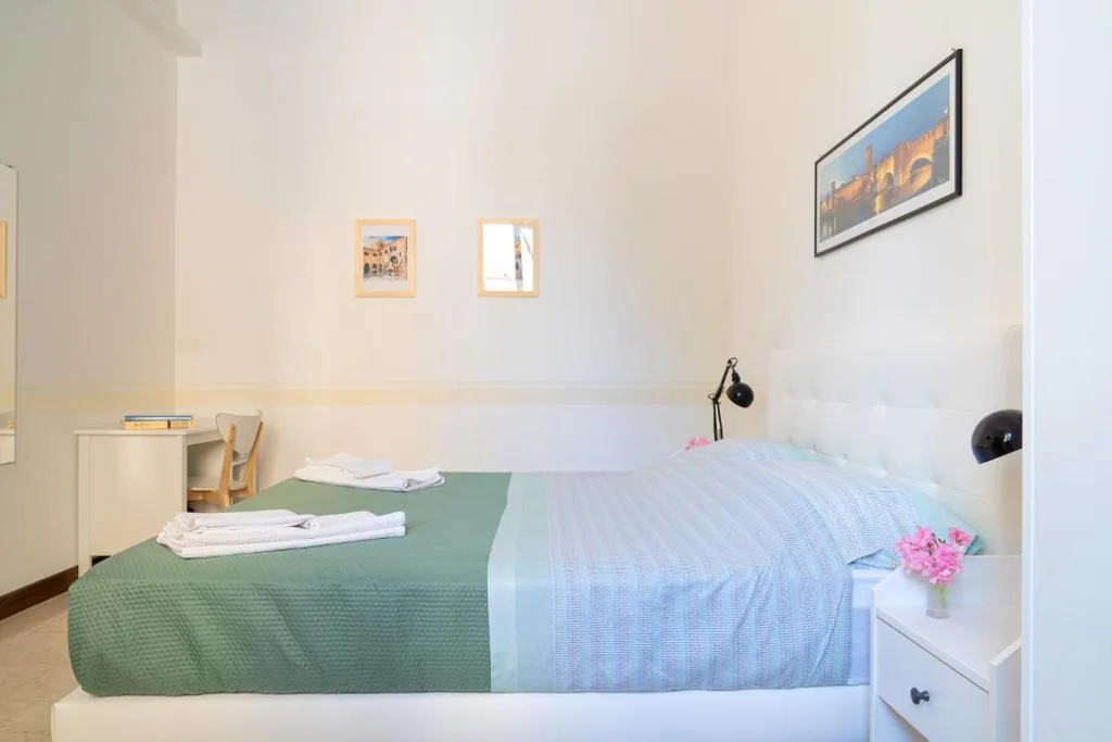 Double Room with External Private Bathroom — Ponte Nuovo BB