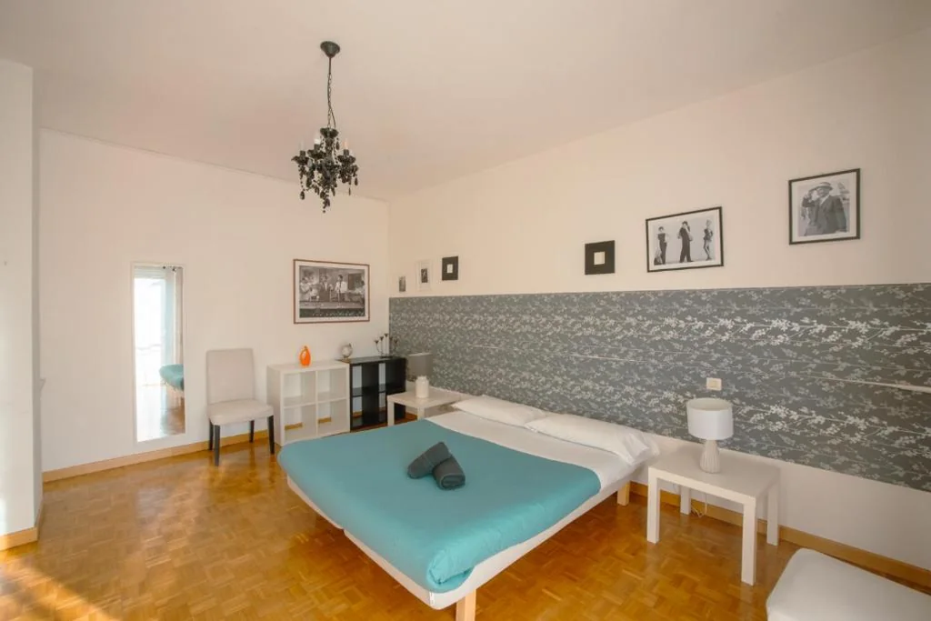 Camera Matrimoniale con Bagno Privato — Guest House Ca’ Lou al Teatro