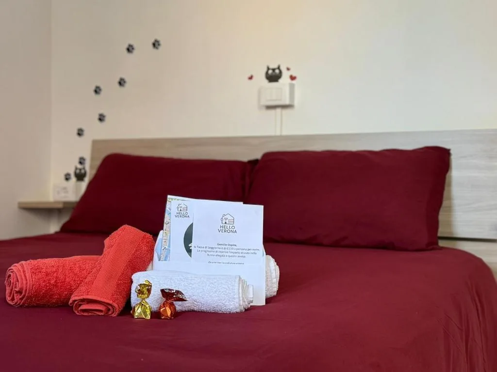Double Room with Private Bathroom — Hello Verona Rooms