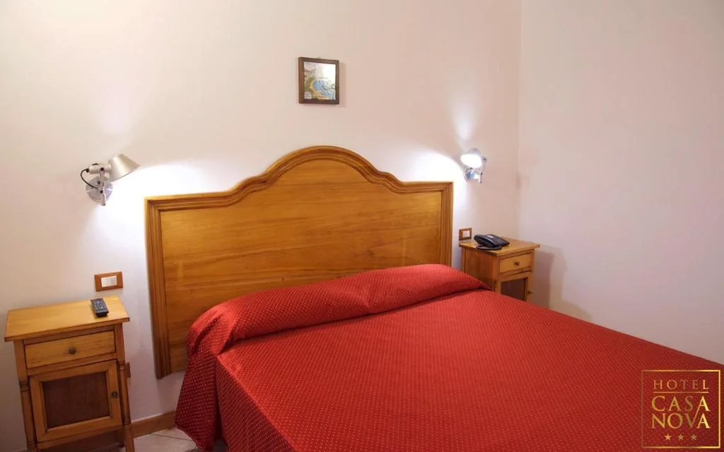Double Room with Private Bathroom — Hotel Casanova