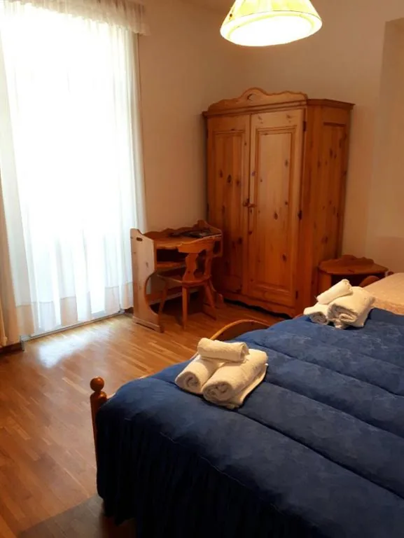 Camera Matrimoniale con Bagno Privato — Hotel Fiames
