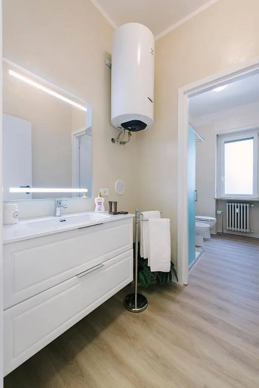 Double Room with Private Bathroom — La Casetta di Lina Rooms and Apartments