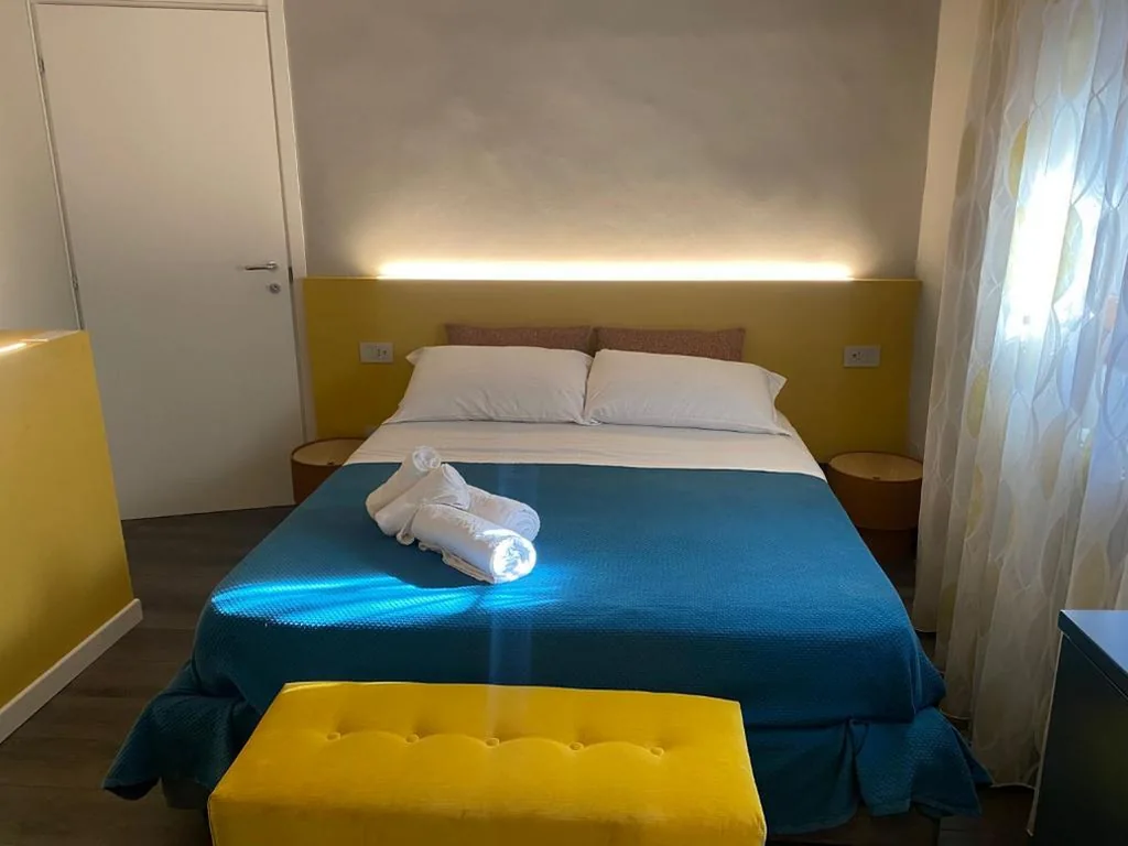 Camera Matrimoniale con Bagno Privato — Mizar Vacanze Verona