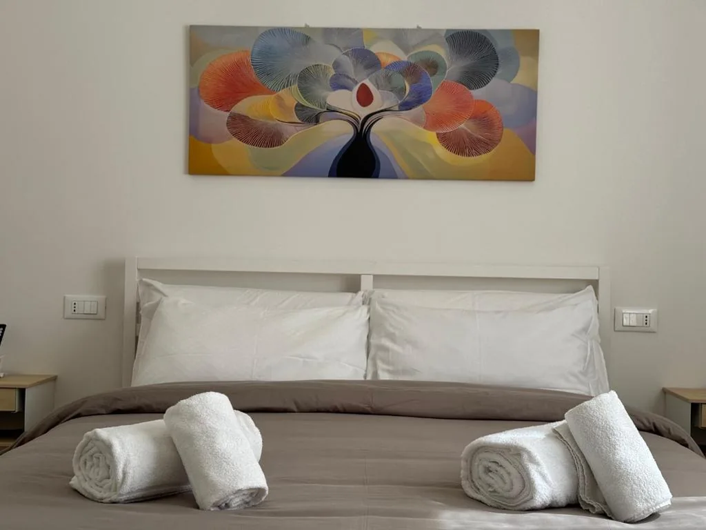 Double Room with Private Bathroom — OTB ITALIA – Airport Rooms