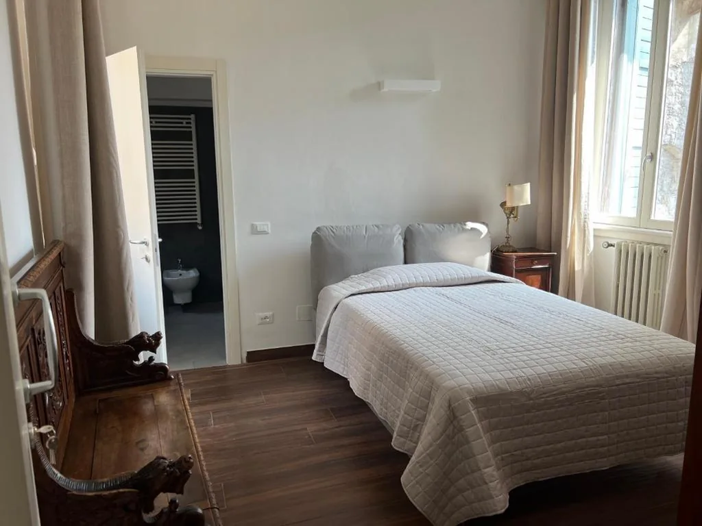 Double Room with Private Bathroom — Residenza Scaligera