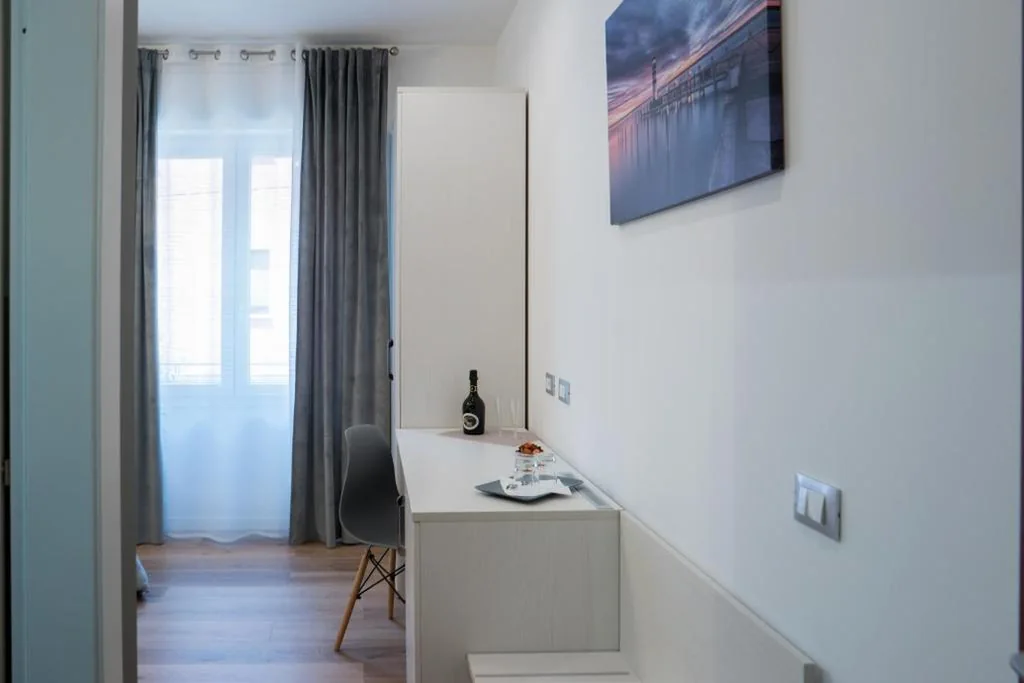 Camera Matrimoniale con Bagno Privato — Venice Rooms