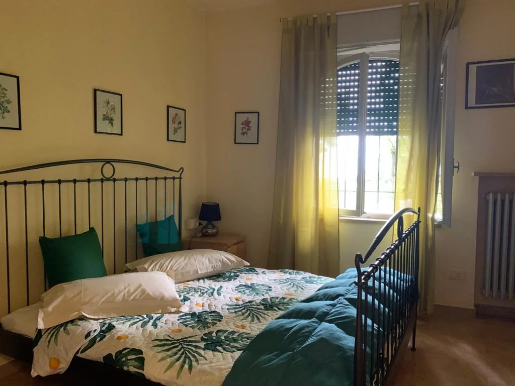 Camera Matrimoniale con Bagno Privato — Villa CorteOlivo Rooms