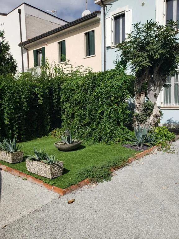 Camera Matrimoniale con Bagno Privato — Villetta Emi FREE BIKE