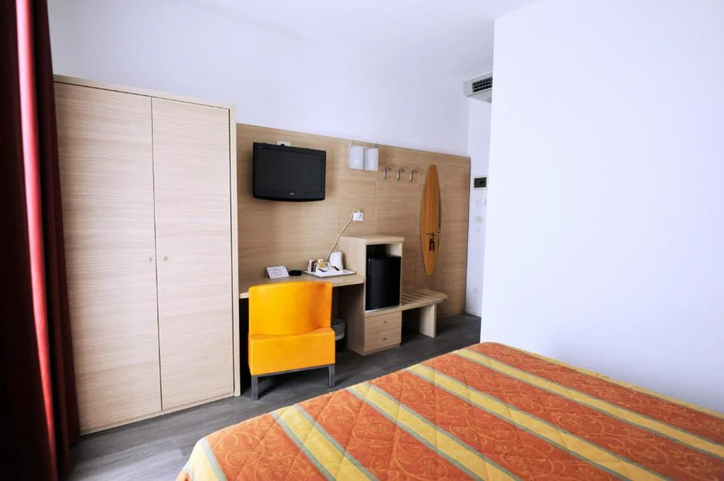 Double Room with Balcony and Sea View — Hotel Marzia Holiday Queen