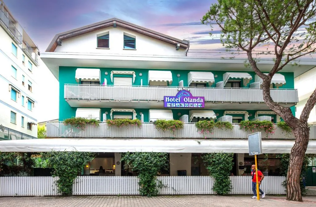Camera Matrimoniale con Balcone — Hotel Olanda