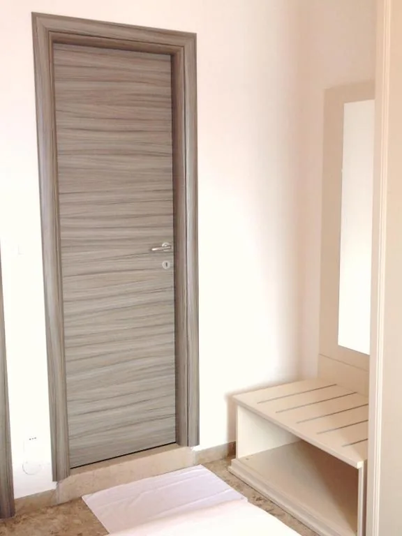 Double Room with Side Balcony and Lake View — Villa Emma Malcesine