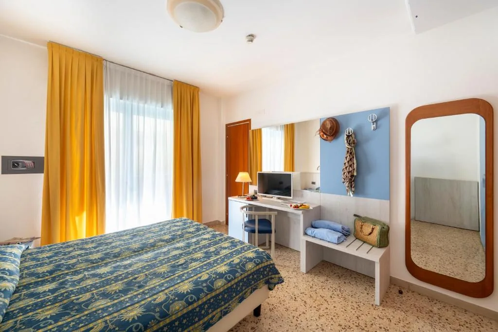Double Room with Balcony — Olimpia Hotel & Aparthotel