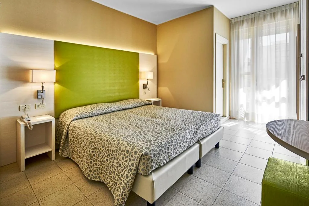 Double Room with Balcony — Palace Hotel Regina