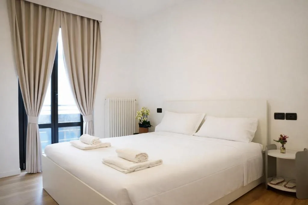 Double Room with Balcony — Sunshine HOTEL