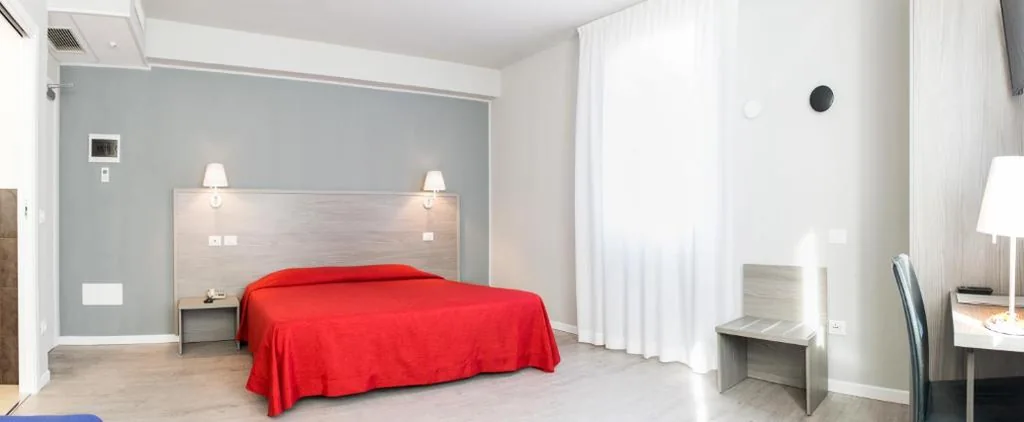 Camera Matrimoniale con Letto Supplementare — Hotel Al Prato
