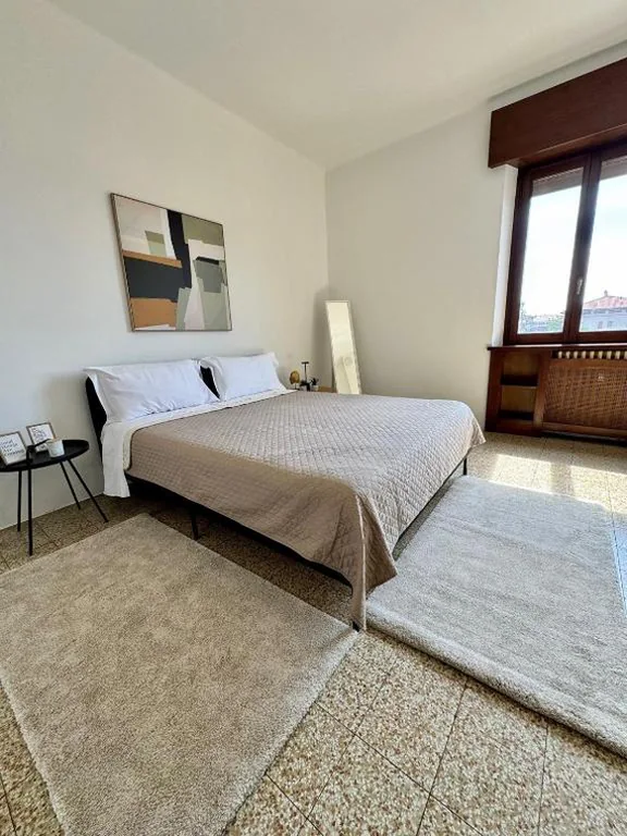 Double Room with Shared Toilet — Romantica Verona