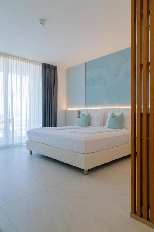 Double Room with Hot Tub — THE ONE CAORLE – Hotel & Apartments