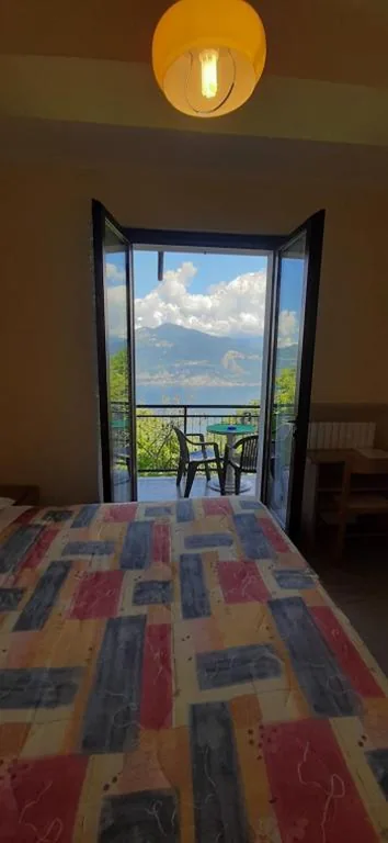Camera Matrimoniale con Vista Lago — Albergo Alle Fasse