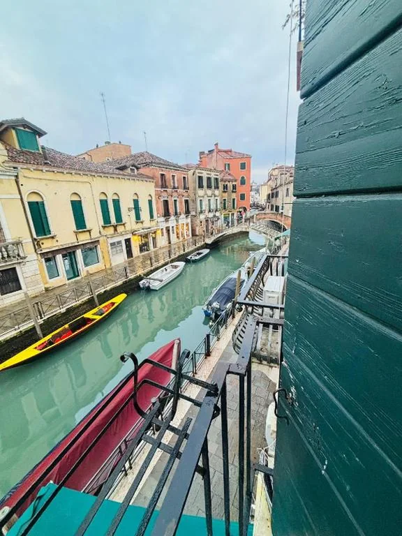 Double Room with Lake View — Hotel Canal Salieri