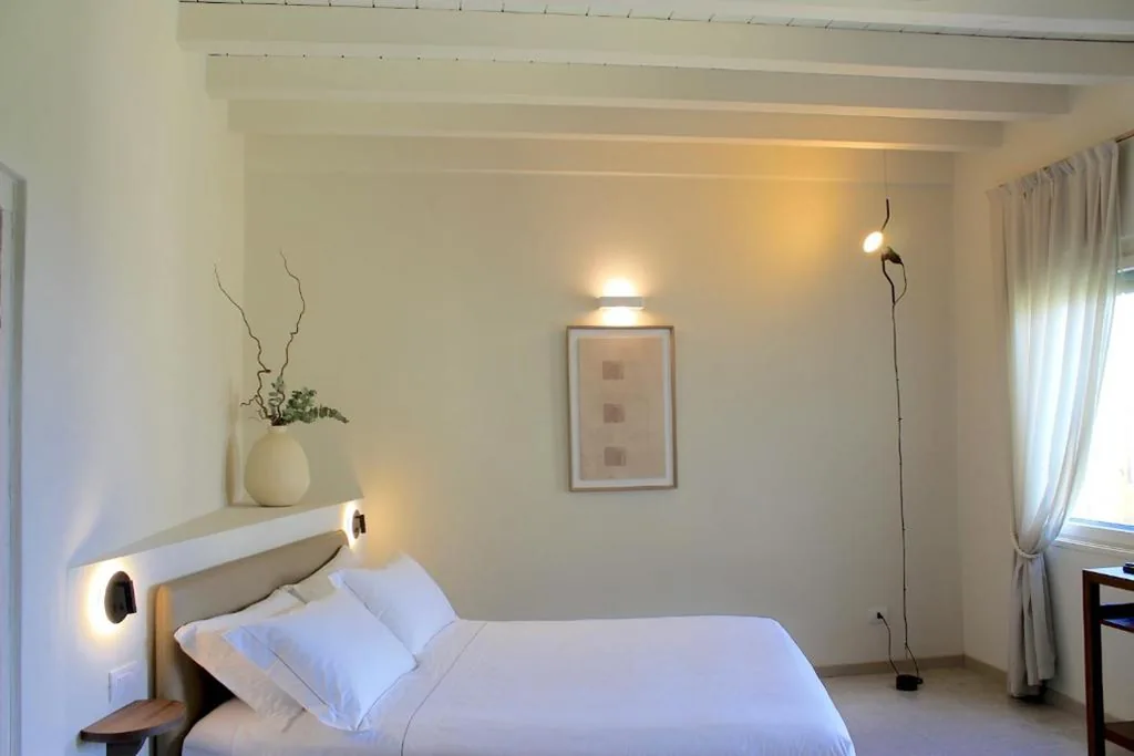Double Room with Lake View — The Lake Suites – Luxury Suites in Lazise