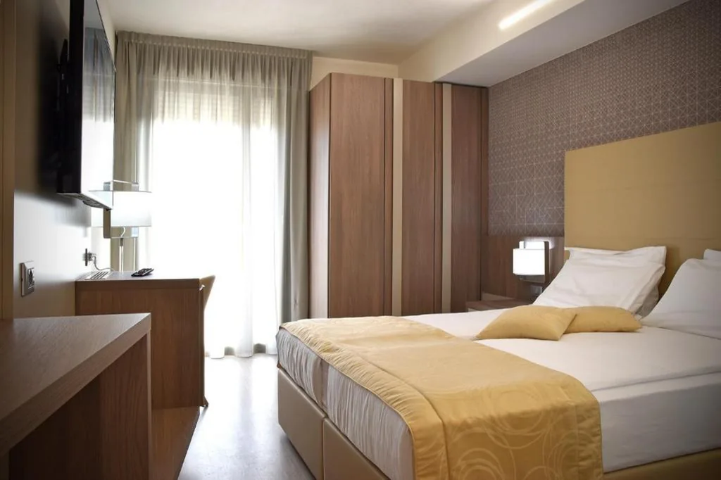 Double Room with Direct Sea View — Hotel Delle Nazioni – Adults Only