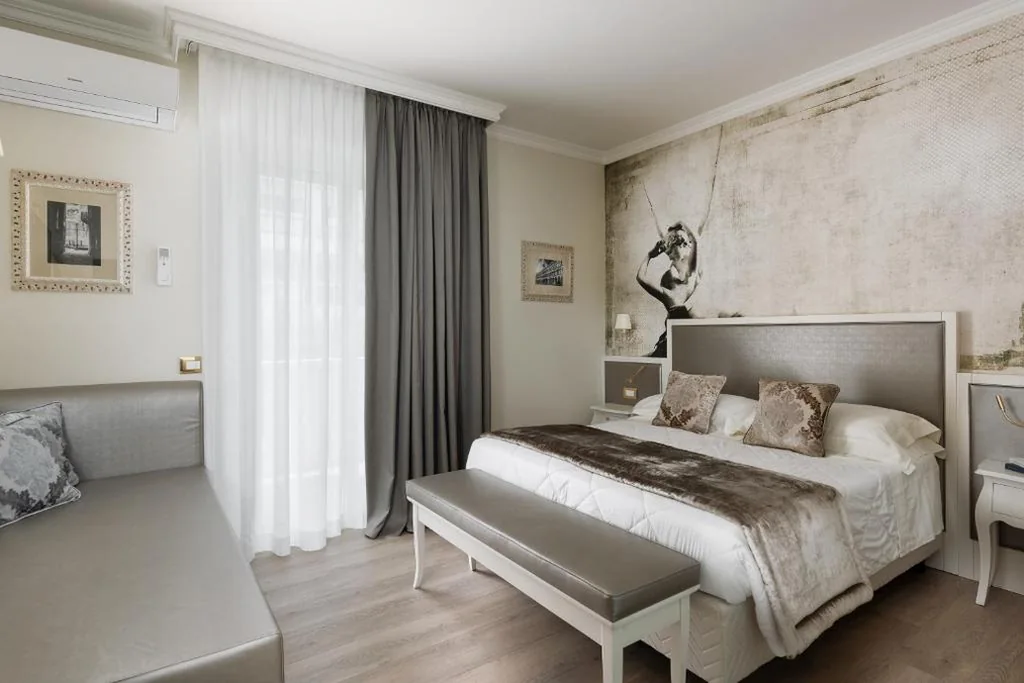 Camera Matrimoniale con Vista Mare Laterale — Hotel Ca’ D’Oro Tre Stelle Superior Adults only
