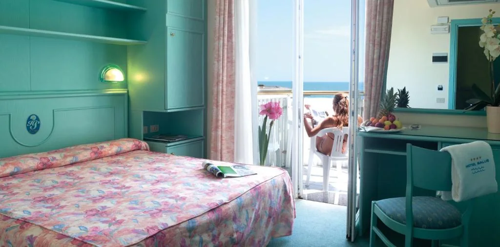 Double Room with Sea View — Salus Smart & Chic Hotel