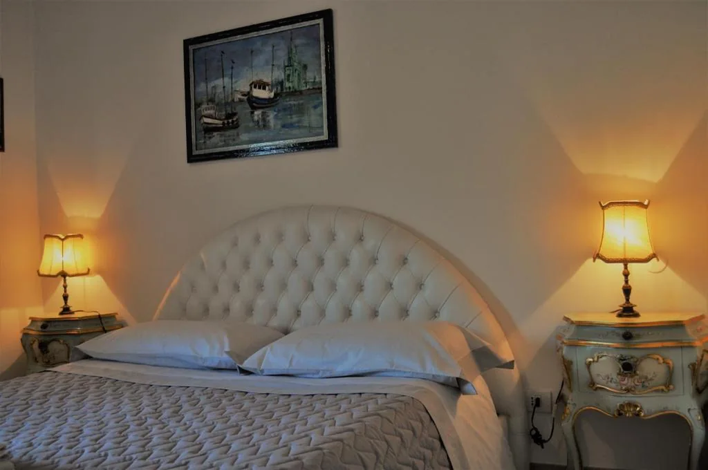 Double Room with Mountain View — B&B Pergolesi