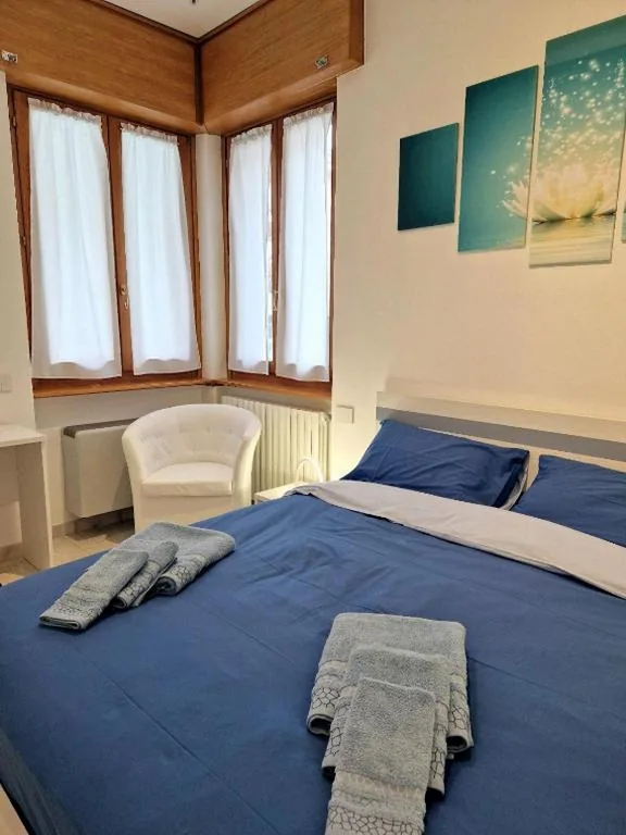 Double Room with Pool View — Iris B&B Verona