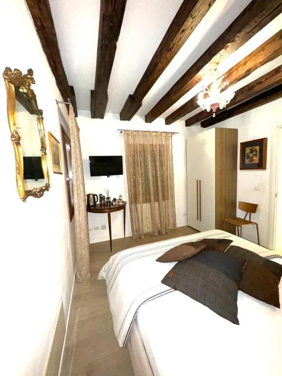 Camera Matrimoniale Deluxe — B&B Fortuny