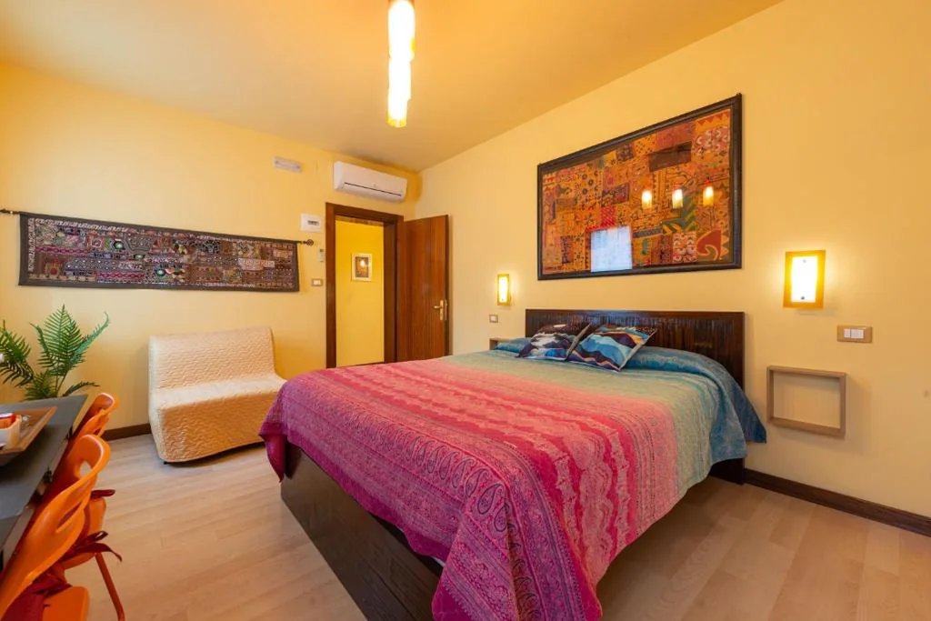 Camera Matrimoniale Deluxe con Bagno Privato Esterno — B&B Da Nina Venice