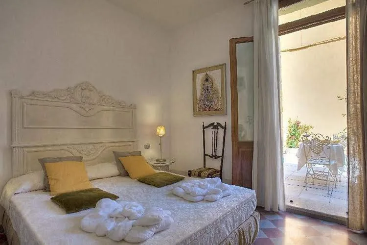 Camera Matrimoniale Deluxe con Balcone — Art Hotel Al Fagiano