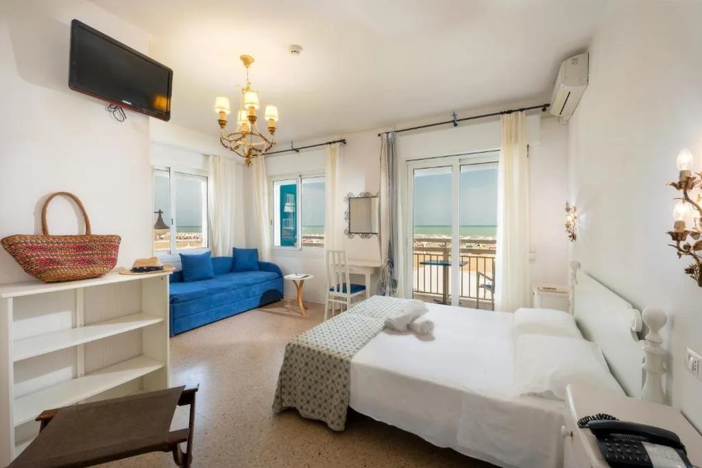 Camera Matrimoniale Deluxe con Balcone e Vista Mare — Hotel Tizian Beach