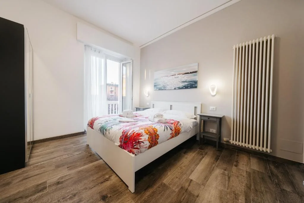 Camera Matrimoniale Deluxe con Balcone — Porta Nuova Suites