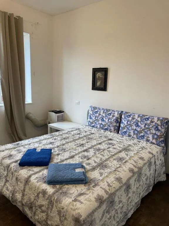 Camera Matrimoniale Deluxe con Vasca — Rachana Guest House