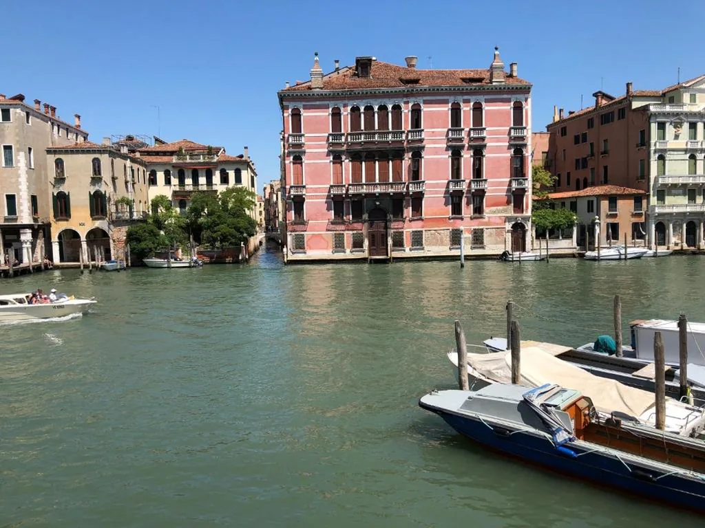 Deluxe Double Room with Grand Canal View — Residenza d’Epoca San Cassiano